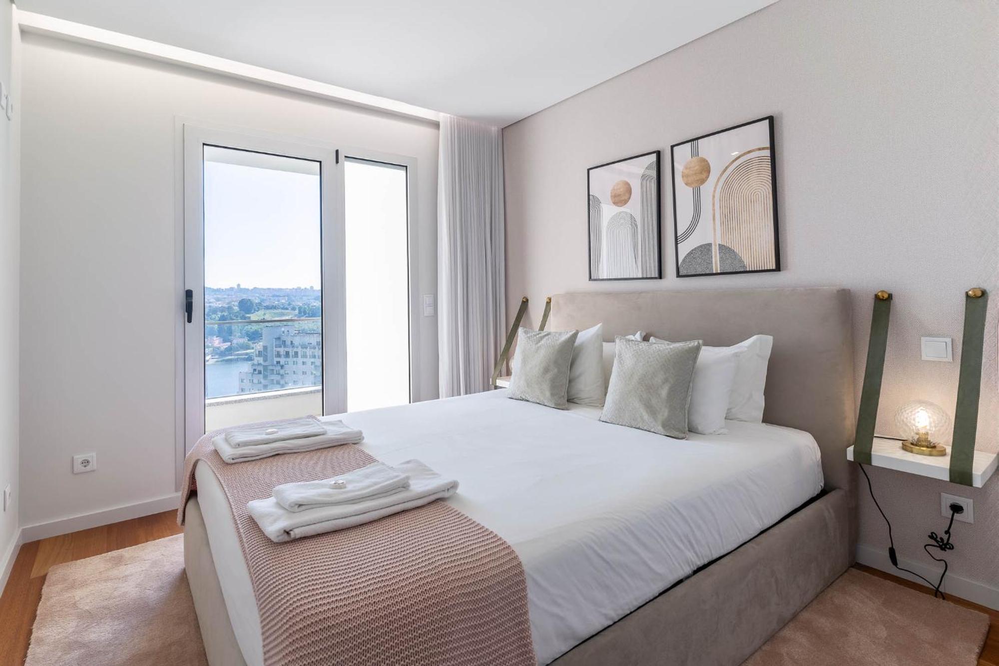 Porto & Douro Vista Apartments By Inviting Valbom  Exterior photo