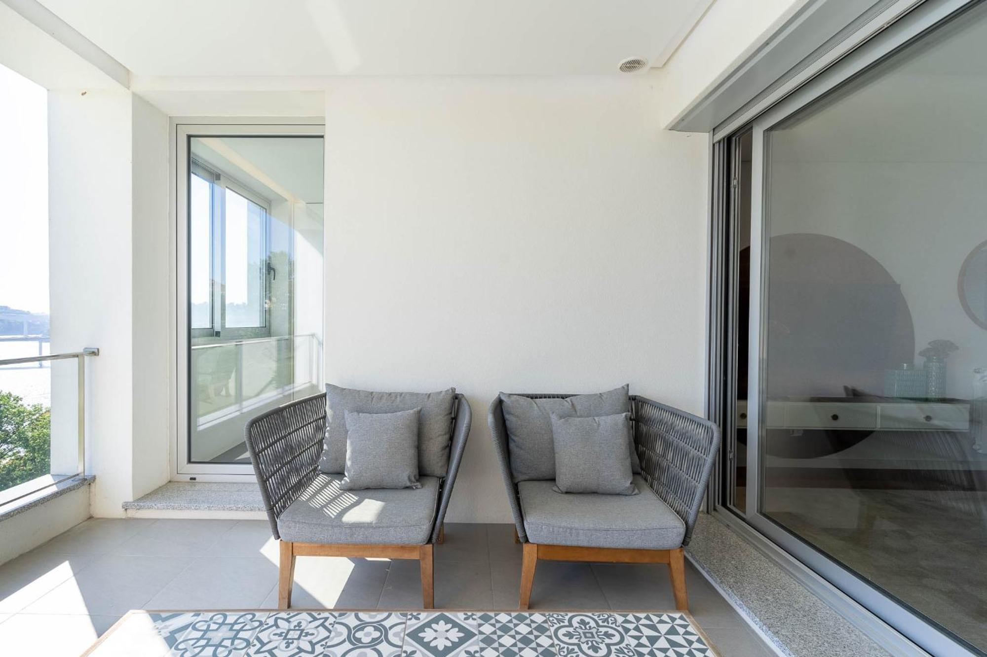 Porto & Douro Vista Apartments By Inviting Valbom  Exterior photo
