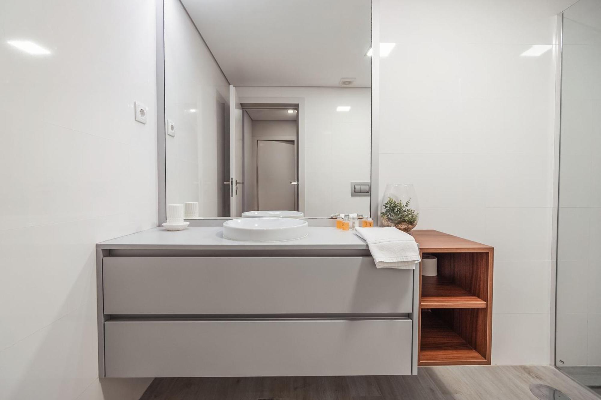 Porto & Douro Vista Apartments By Inviting Valbom  Exterior photo